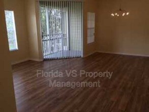 5144 City St in Orlando, FL - Foto de edificio - Building Photo
