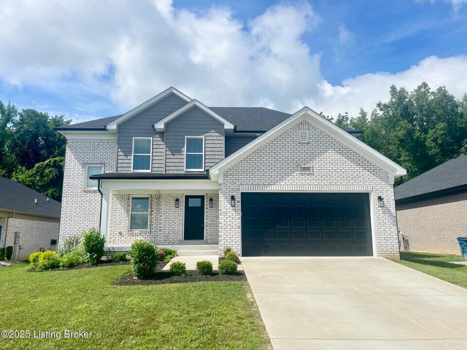 12615 Orell Station Pl in Louisville, KY - Building Photo
