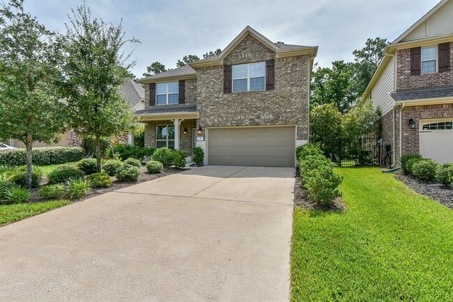 property at 18 Wood Drake Place