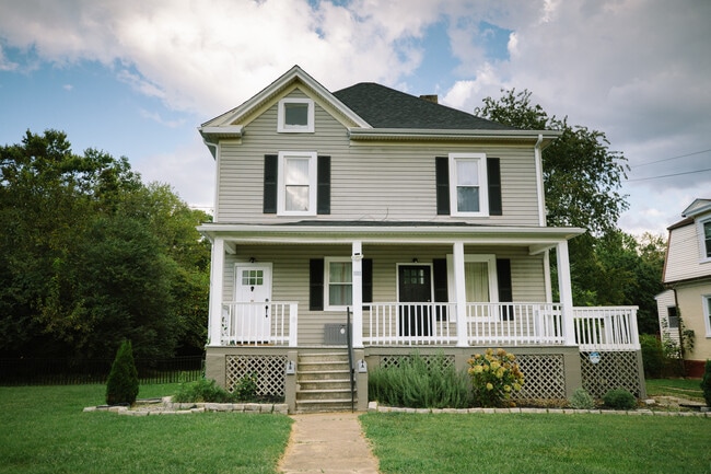 property at 1011 Forest Park Blvd NW