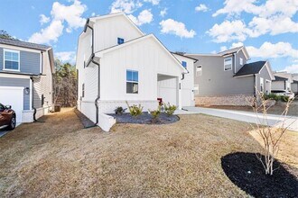 29 Dew Drop Pointe in Dallas, GA - Building Photo - Building Photo