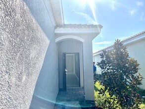 1312 Oak Crest St in Davenport, FL - Building Photo - Building Photo