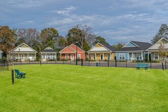 The Cottages Dothan in Midland City, AL - Foto de edificio - Building Photo