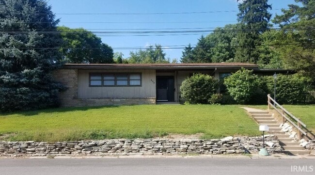 property at 408 W Leslie Ave