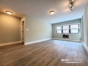 1435 N Dearborn St, Unit A in Chicago, IL - Building Photo - Building Photo