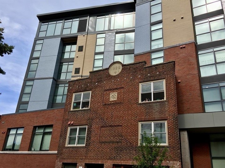 Eagle Market Place in Asheville, NC - Foto de edificio