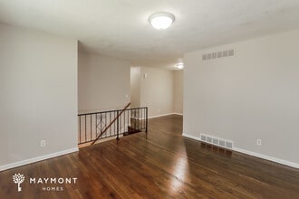 1507 S Skyline Dr in Liberty, MO - Building Photo - Building Photo