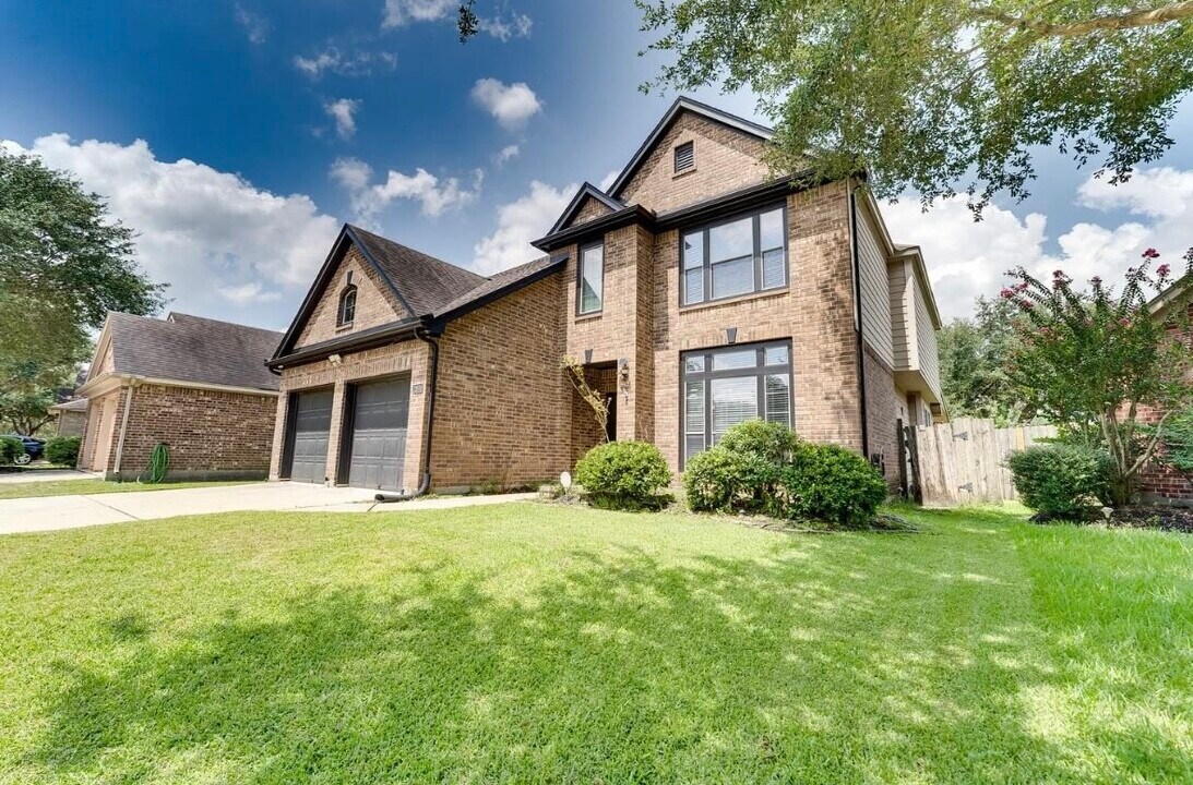 25806 Palmdale Estate Dr in Richmond, TX - Building Photo