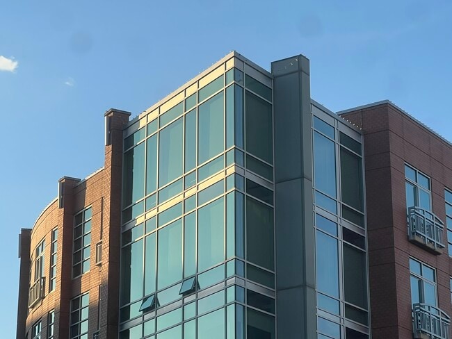 221 Market St, Unit Nauticus in Virginia Beach, VA - Building Photo - Building Photo
