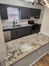 334 Moyhend St in Springdale, PA - Building Photo - Building Photo