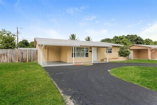 711 NE 30th St in Pompano Beach, FL - Building Photo