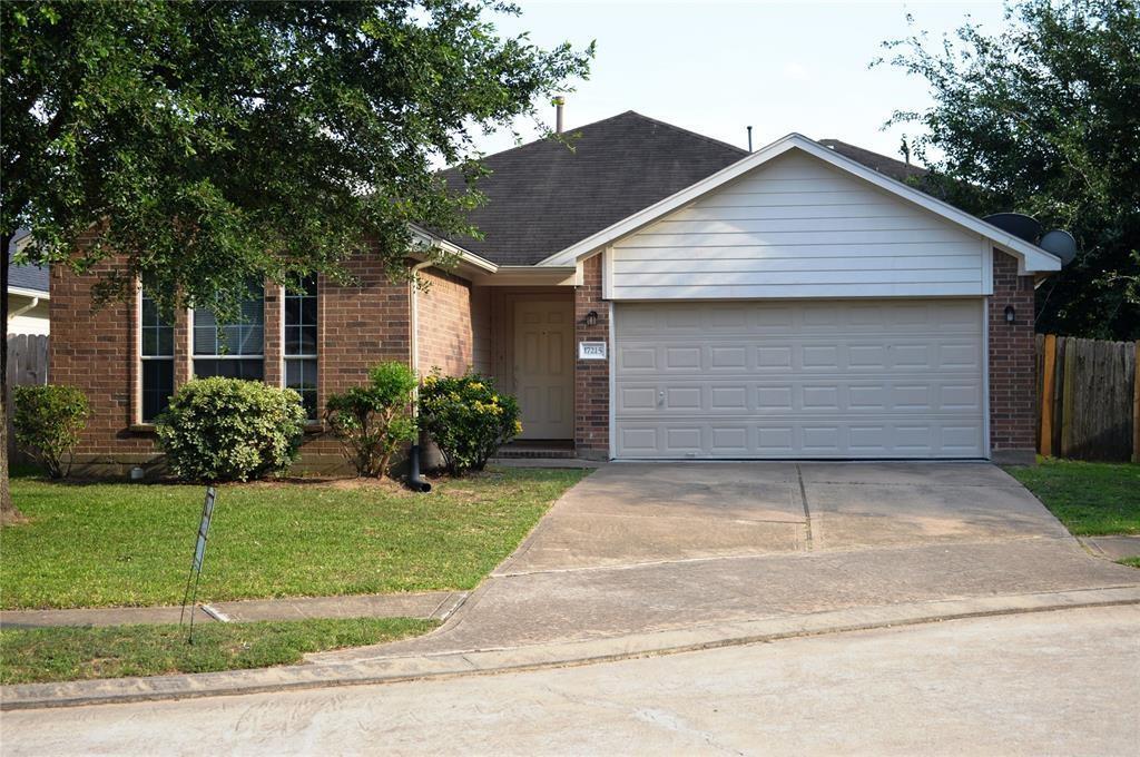 17215 Morning Blossom Pl in Houston, TX - Building Photo