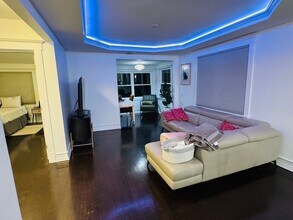 129 Bailey Rd in Somerville, MA - Building Photo - Building Photo