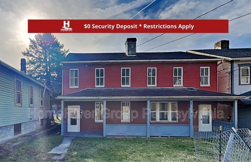 43 N Canal St in Natrona Heights, PA - Building Photo