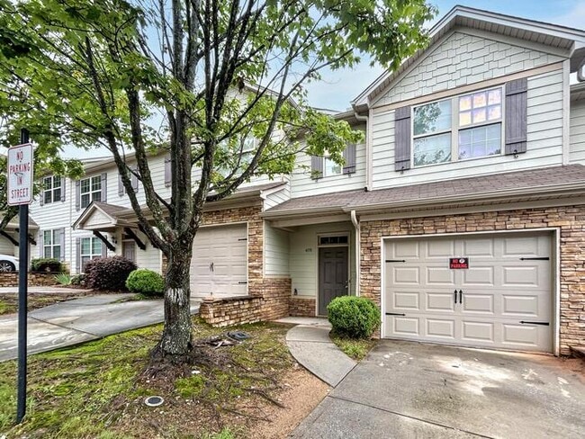 4159 Park Chase Dr in East Point, GA - Building Photo - Building Photo