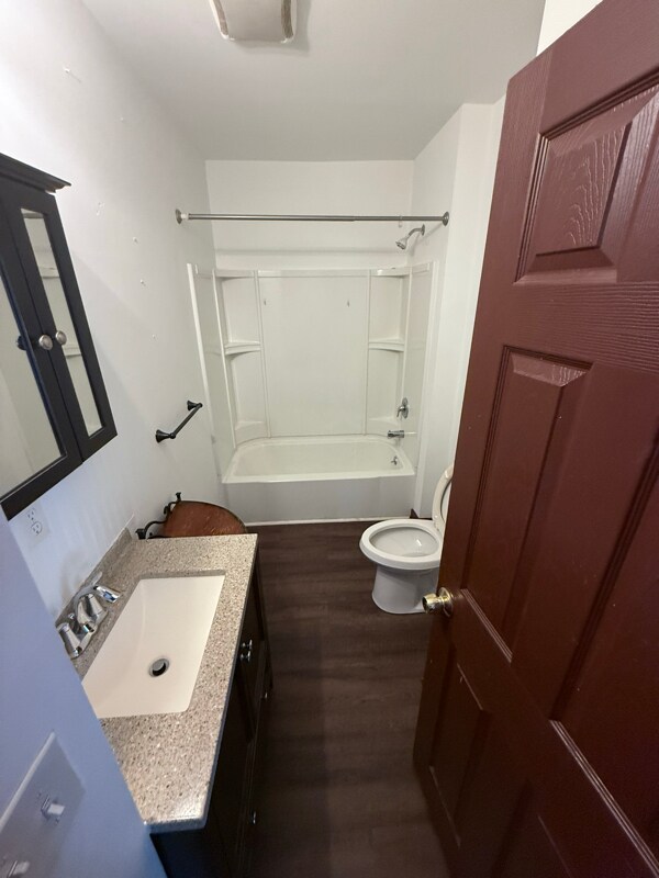 841 East St in New Britain, CT - Building Photo - Building Photo