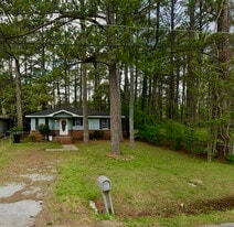 1713 Elwyn Ave in Gadsden, AL - Building Photo