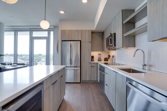 1122 N Hudson St in Arlington, VA - Building Photo - Building Photo