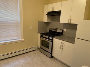 76 Calumet St in Boston, MA - Building Photo - Building Photo