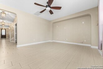 13314 Flora Springs in San Antonio, TX - Building Photo - Building Photo