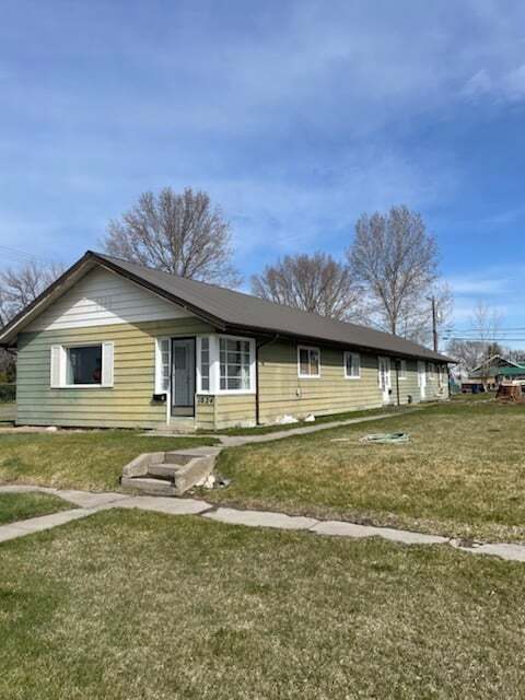 property at 1024 5th St