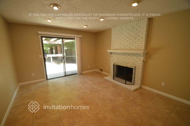 6568 Pacheco Way in Citrus Heights, CA - Foto de edificio - Building Photo