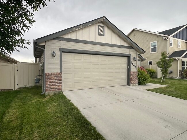 16758 N Braxton Ave in Nampa, ID - Building Photo - Building Photo