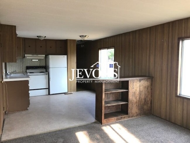 501 Newland Pl in Tieton, WA - Building Photo - Building Photo