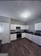 1751 Carrington Dr in Griffin, GA - Building Photo - Building Photo