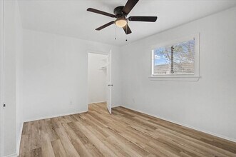 817 Sirocco Dr in Austin, TX - Building Photo - Building Photo