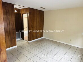 702 S Edgewood Dr in Dothan, AL - Building Photo - Building Photo