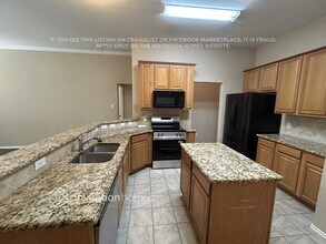 113 Singletree Ln in Willow Park, TX - Foto de edificio - Building Photo