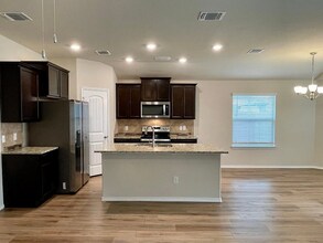 11125 Beckon Fls in Waco, TX - Building Photo - Building Photo