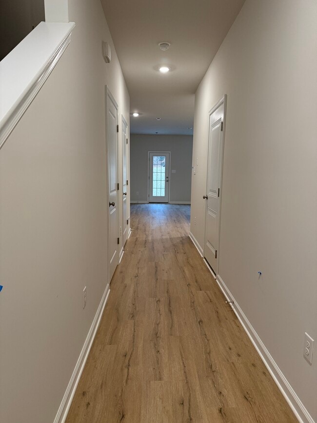 8 Reagan Rd in Runnemede, NJ - Foto de edificio - Building Photo