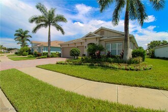 14849 Windward Ln in Naples, FL - Building Photo - Building Photo