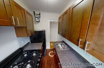 1179 Boylston St in Boston, MA - Foto de edificio - Building Photo