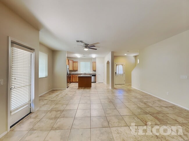 4376 E Selena Dr in Phoenix, AZ - Foto de edificio - Building Photo