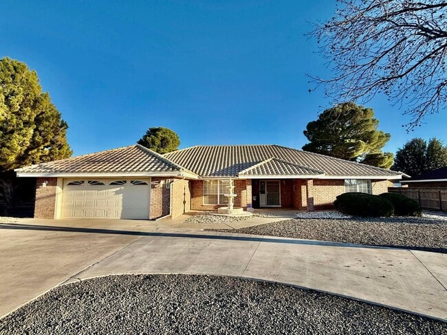 property at 2207 N Washington Ave