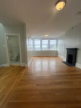 62 West Cedar St, Unit 4 in Boston, MA - Building Photo - Building Photo