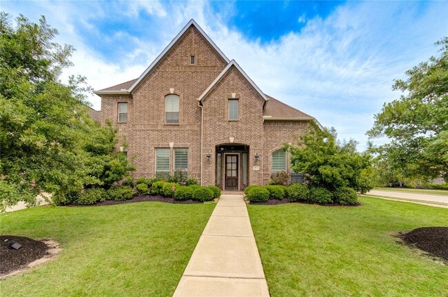 property at 2827 Winthrop Mdw Wy