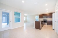 1825 Tohoqua Blvd, Unit F4 in Kissimmee, FL - Building Photo - Building Photo