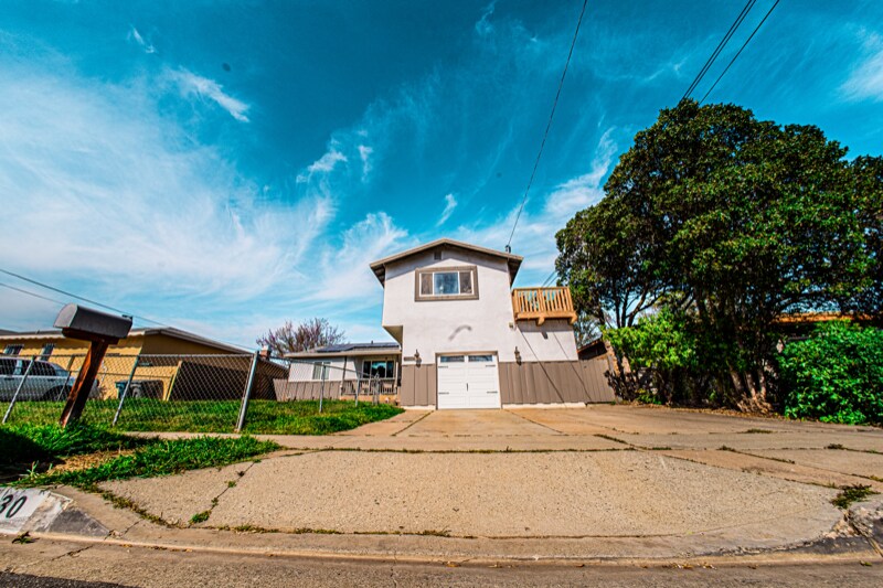 1030 Fern St in Escondido, CA - Building Photo