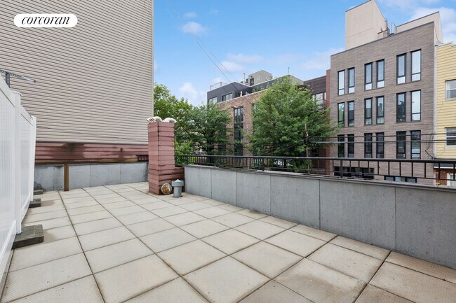 419 Humboldt St in Brooklyn, NY - Building Photo - Building Photo
