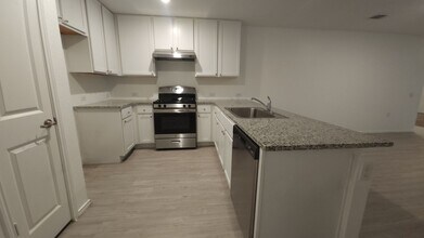 13506 Pelican Crossing in San Antonio, TX - Building Photo - Building Photo