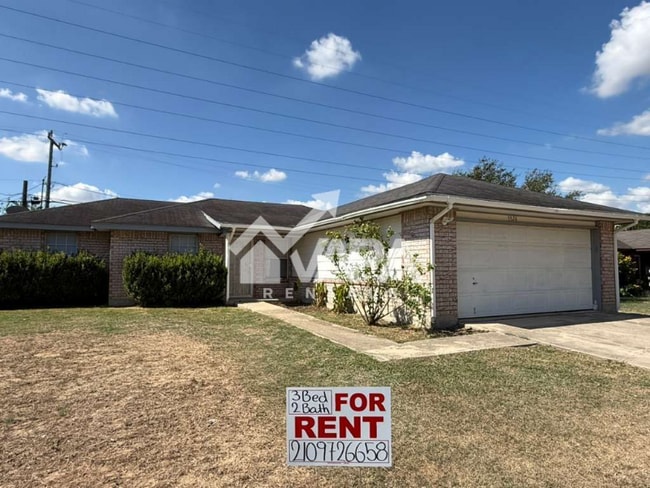 5526 Green Grove Dr in San Antonio, TX - Building Photo - Building Photo