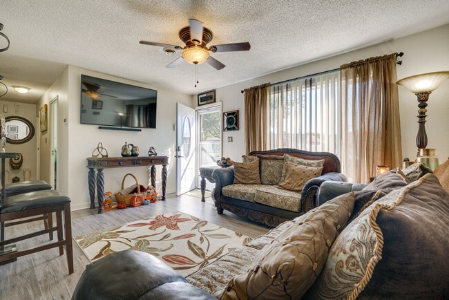 property at 1111 E Grant St