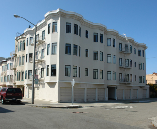 101 Capra Way in San Francisco, CA - Building Photo - Building Photo