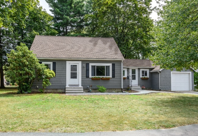 property at 7 Ferndale Rd