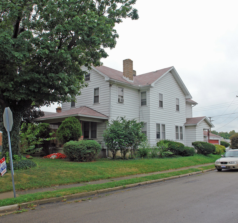 2801 Kenview Ave in Dayton, OH - Building Photo