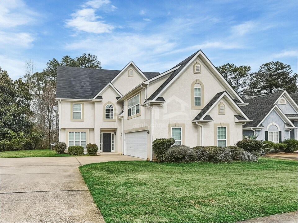 501 Hawk Eye Ct, Unit 03-304 in Mcdonough, GA - Building Photo